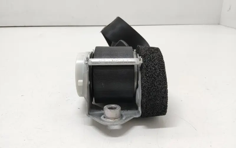 Cintura di sicurezza Posteriore DX VOLKSWAGEN Tiguan 2° Serie 5N0857806 Diesel 2.0 (11>15)
