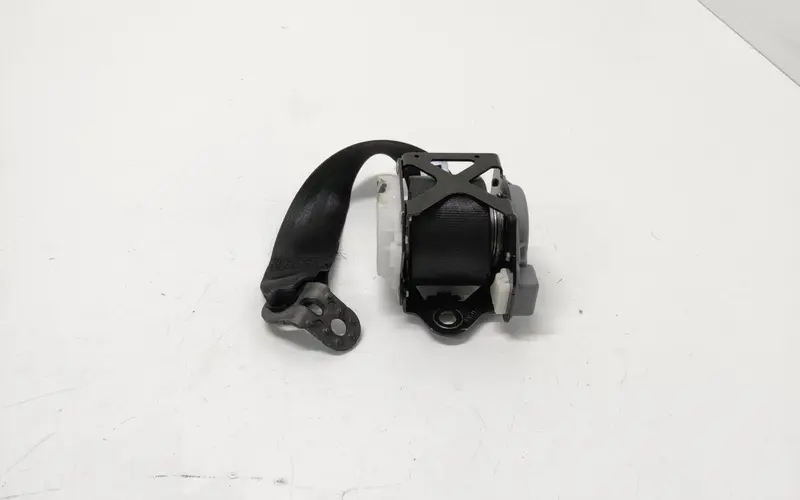 Cintura di sicurezza Posteriore Sx AUDI A1 Serie (8X1) (10>14) 8X0857805DV04 8X0857805 Diesel 1.6 (10>14)