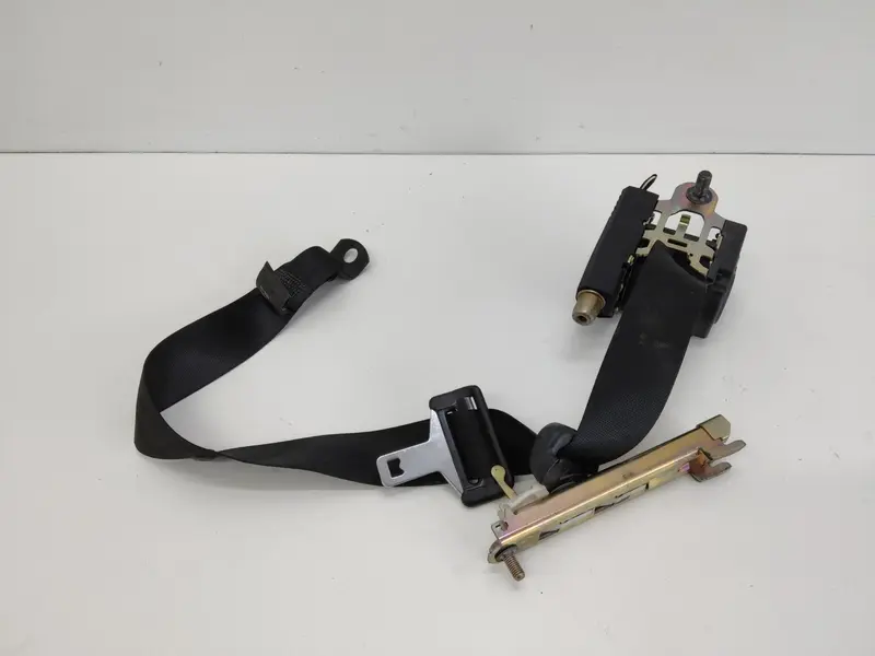 Cintura di sicurezza Posteriore SX con pretensionatore MERCEDES Classe M 1° Serie A1638601985 Diesel 2700 (97>05)