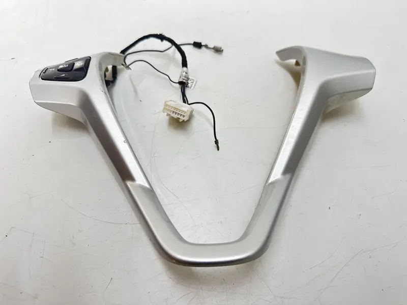 Comandi al volante multifunzione FORD Fiesta 6° Serie 62144370 Bifuel/Gas 1.4 (08>17)