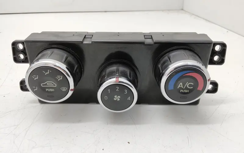 Comandi Clima HYUNDAI Tucson  Serie (04>09) 972502EXXX Diesel 2.0 (04>09)