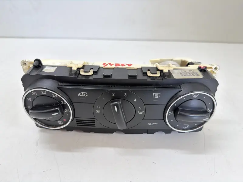 Comandi Clima MERCEDES Classe A W169 3° Serie A1698302585 A1698301385 Diesel 2.0 (04>08)