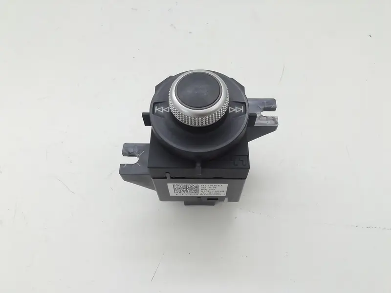 Comando regolazione volume radio AUDI Q2 Serie (GAB) (16>) 81B919616A Diesel 1600