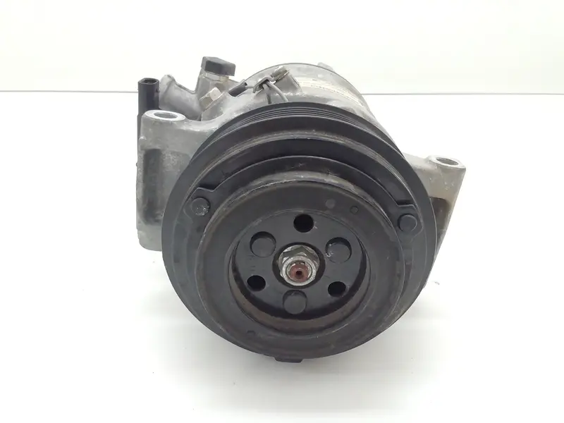 Compressore A/C MERCEDES GLC Serie (W253) (15>) A 000 830 39 02 A0008303902 Diesel 2200