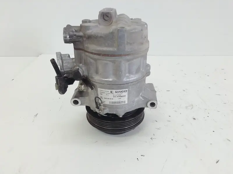 Compressore A/C MERCEDES GLC Serie (W253) (15>) A0008304500 A0008304500 Diesel 2000