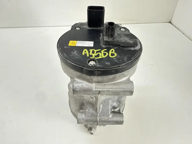 Compressore A/C TOYOTA Yaris Cross Serie (20>) 8837012030 0424000741 Hybrid