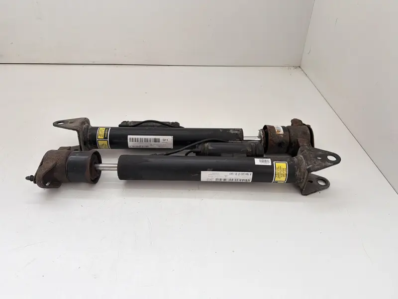 Coppia Ammortizzatori MERCEDES ML W164 3° Serie A1643200731 Benzina (05>11)