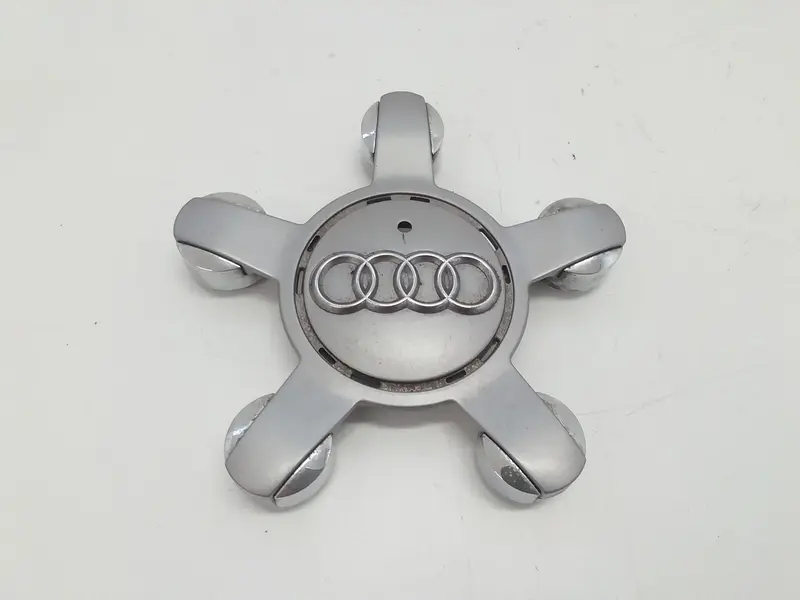 Copri mozzi AUDI Q5 Serie (8RB) (08>12) 8R0601165 7ZJ 8R0601165 Diesel 2000 (08>12)