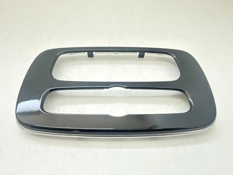 Cornice autoradio SMART Forfour 453 A4536800500 A4536805102 Benzina
