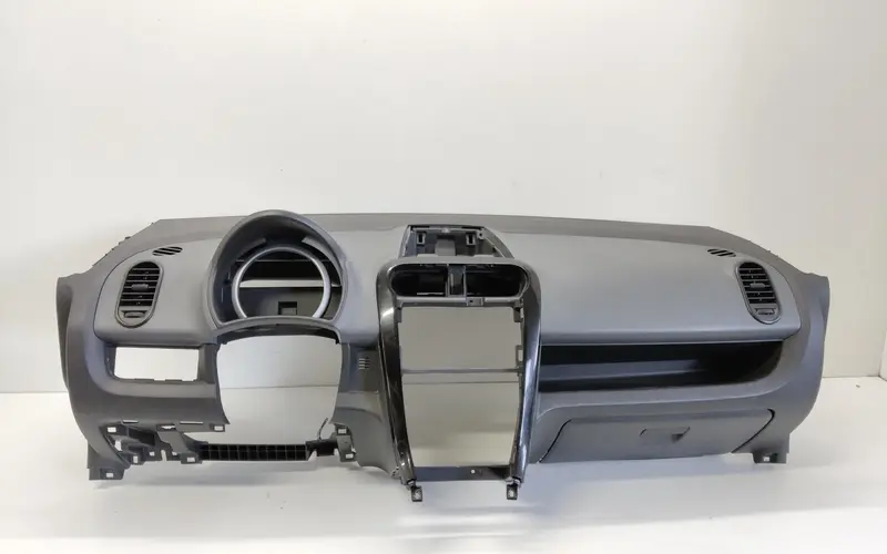 Cruscotto completo di Airbag Passeggero SUZUKI Splash 1° Serie 7311151K10S1S 73111551K1 Bifuel/Gas 1.0