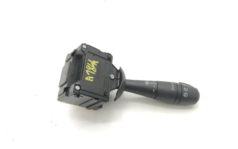 Devioluci destro RENAULT Clio Serie IV (12>19) 255675887R Benzina (12>19)