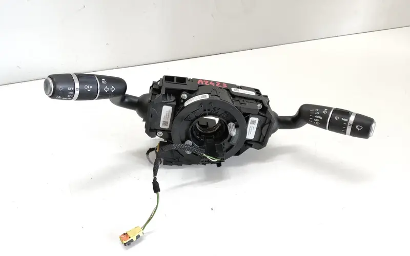 Devioluci JAGUAR XE Serie (X760) (15>) T4N4335 GX7313N064FB Diesel 2.0