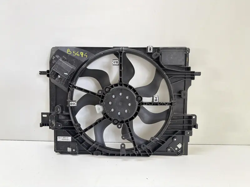 Elettroventola RENAULT CLIO Serie V (19>) 214810411R Benzina