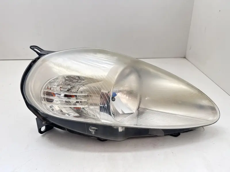 Faro anteriore Destro FIAT Grande Punto 2° Serie 89101388 89101388 Diesel 1.3 (08>10)
