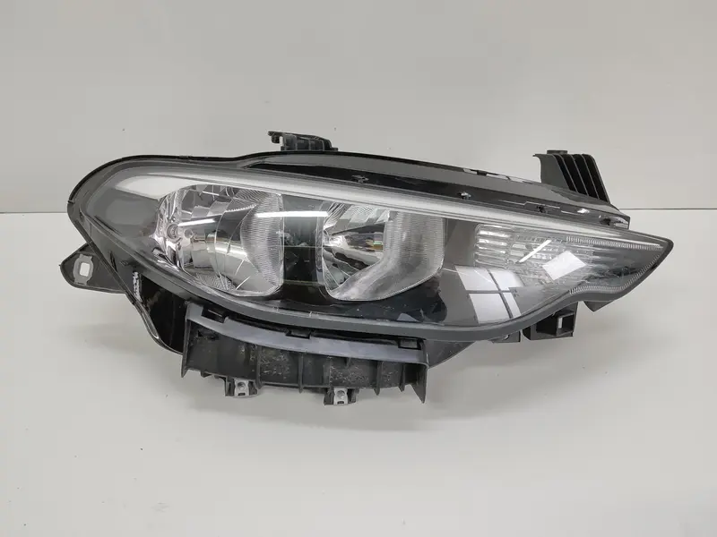 Faro anteriore Destro FIAT  Tipo berlina 5p 52214456 5221445600 Benzina (15>20)