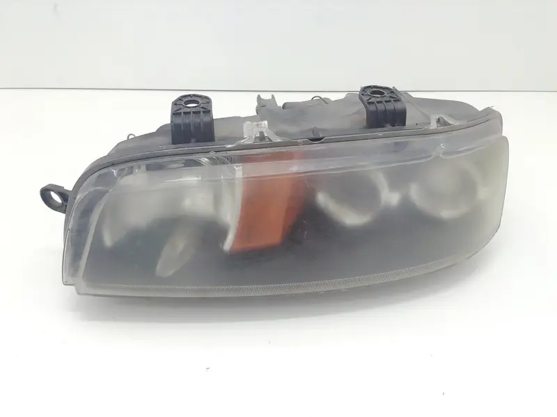 Faro Anteriore Sinistro FIAT Punto Berlina 3P 2° Serie 46849385 51760027 Benzina 1200 (99>03)