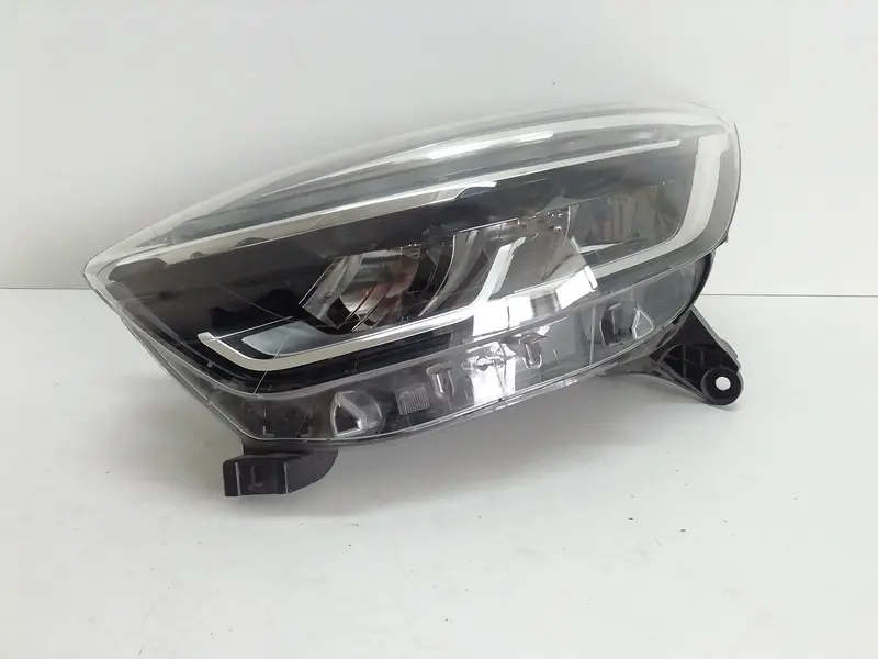Faro Anteriore Sinistro RENAULT Captur Serie 260606423R 260606152R Diesel 1500 (13>19)