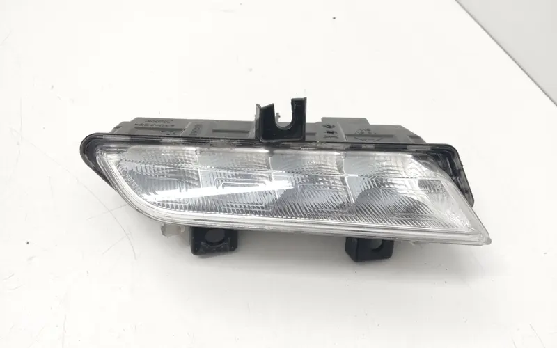 Fendinebbia Anteriore RENAULT Captur Serie 26600041R Benzina (13>19)