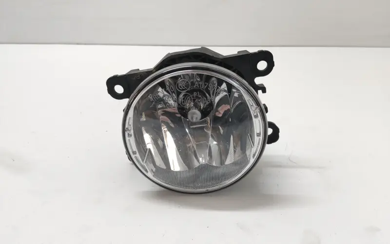 Fendinebbia Anteriore RENAULT Clio Serie (08>15) 261500097R Benzina (08>15)