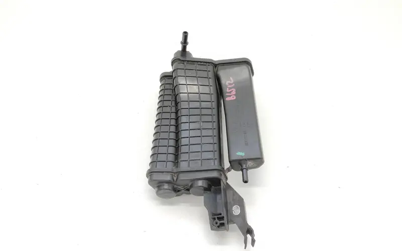 Filtro carboni attivi AUDI A3 RS3 Serie (8Y) (19>) 5WA201801 Benzina 2.5