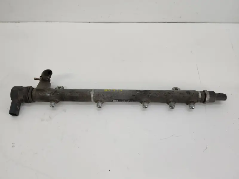 Flauto MERCEDES Classe M 1° Serie A6110700395 0445214038 Diesel 2700 (97>05)