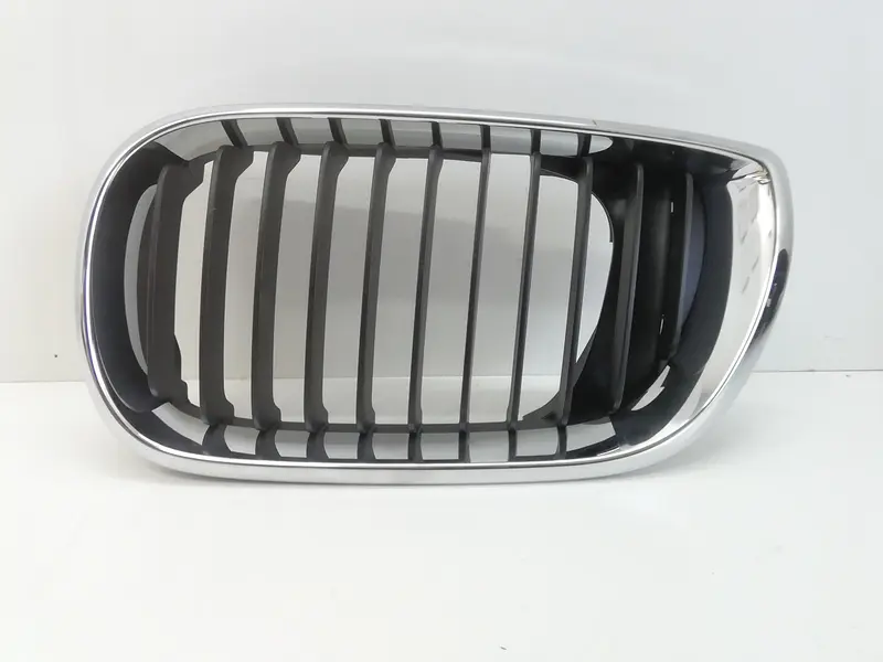 Griglia Anteriore BMW Serie 3 E46 Berlina (01>05) 70305490 Benzina (01>05)