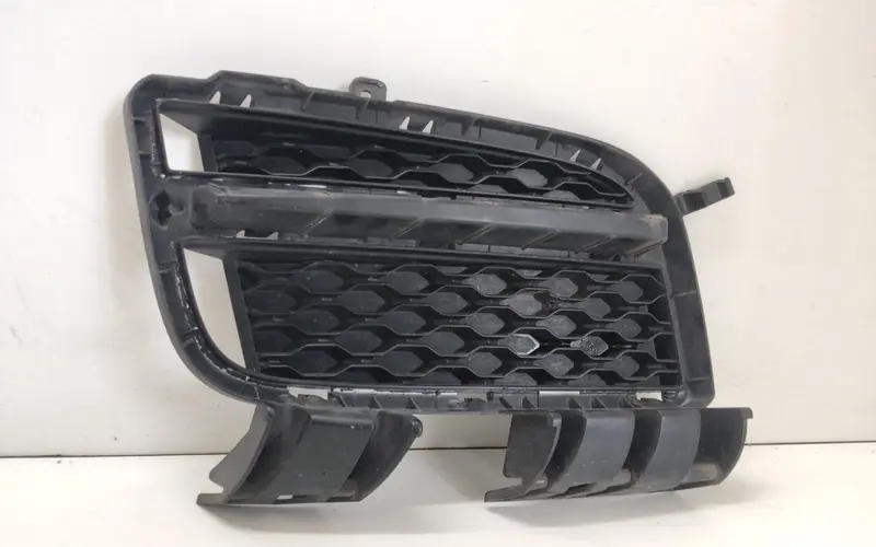 Griglia faretto ant DX JAGUAR XE Serie (X760) (15>) T4N5784 GX738B269AA Diesel 2.0