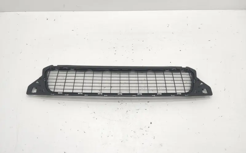 Griglia Paraurti DACIA Duster 1° Serie 620780003R 622540008R Diesel 1.5 (10>17)