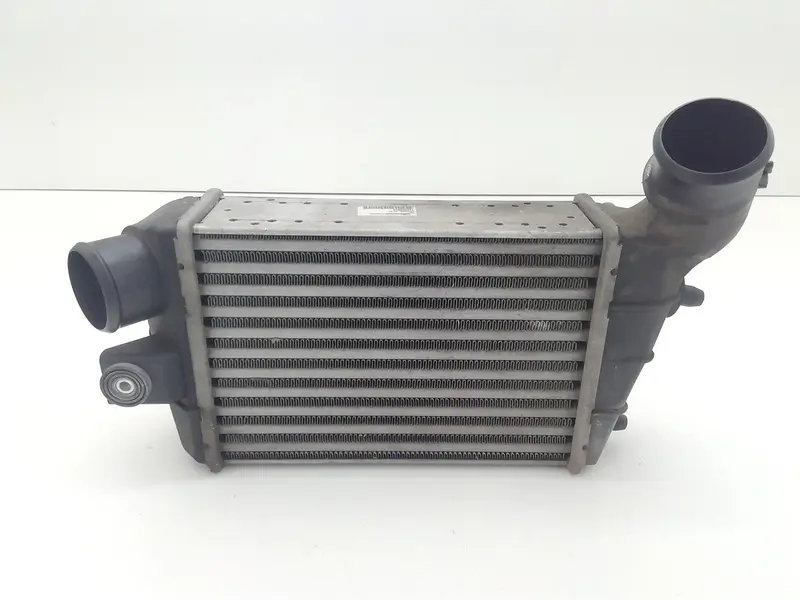 Intercooler ALFA ROMEO 147 Serie (937_) (05>10) 1686864 Diesel 1900 (05>10)