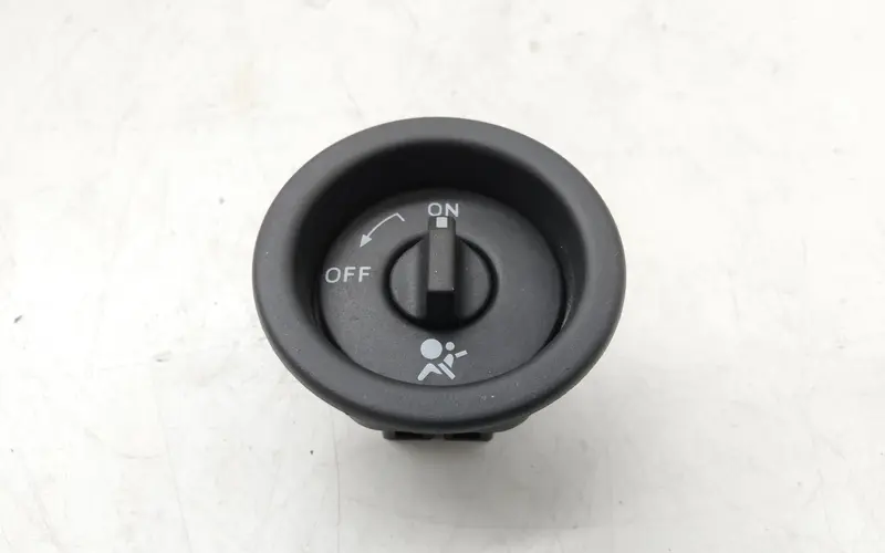 Interruttore airbag passeggero DACIA Sandero Serie STEPWAY 681995427R Diesel 1.5 (12>21)