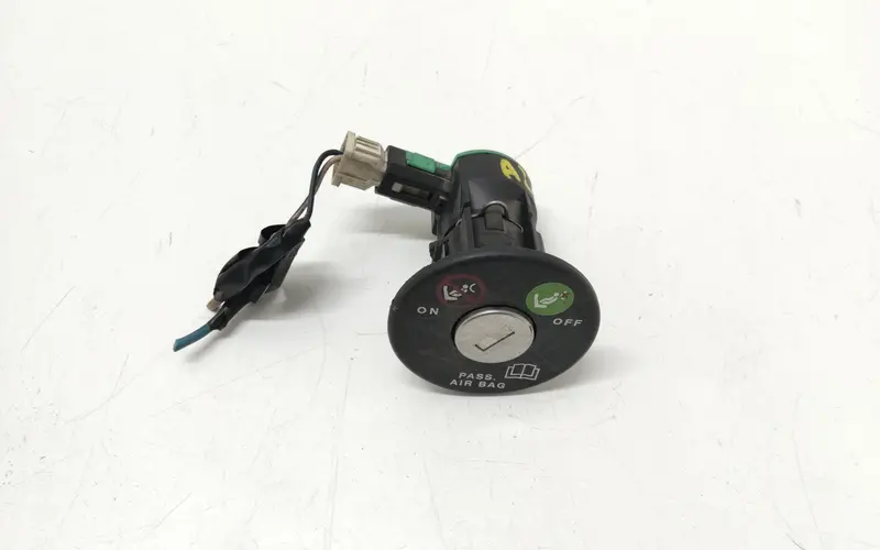 Interruttore airbag passeggero FIAT Idea 1° Serie 46818777 Diesel 1.3 (03>05)