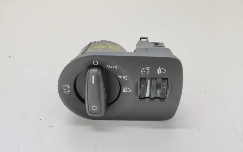Interruttore comando luci AUDI A1 Serie (8X1) (10>14) 8X1941531N5PR 8X1941531S Diesel 1.6 (10>14)