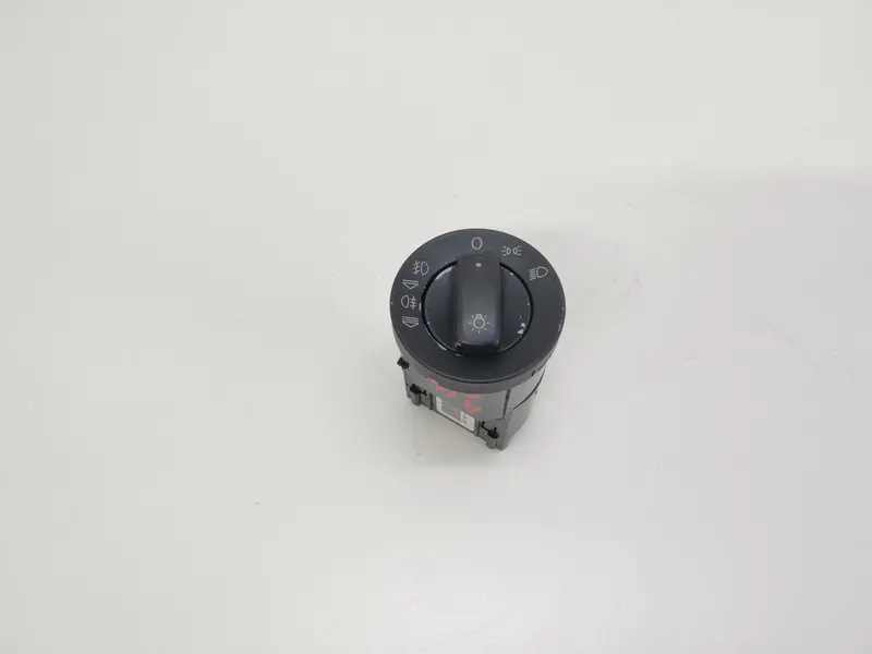 Interruttore comando luci AUDI A4 Berlina (8E) (04>07) 8E0941531C5PR 8E0941531C Diesel 1968 (04>07)