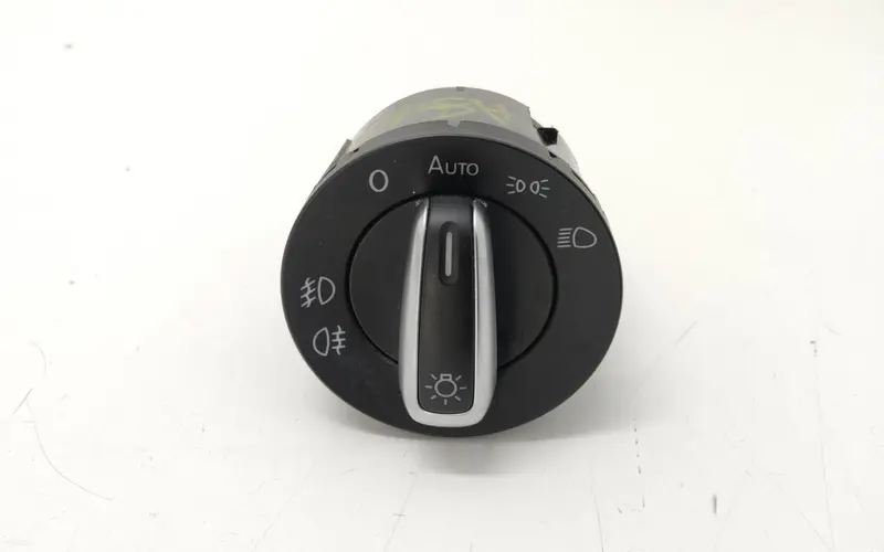 Interruttore comando luci VOLKSWAGEN Tiguan 2° Serie 3C8941431A Diesel 2.0 (11>15)