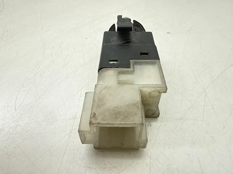 Interruttore luce freno MERCEDES Vito Serie (W447) (14>) 0148900009 Benzina