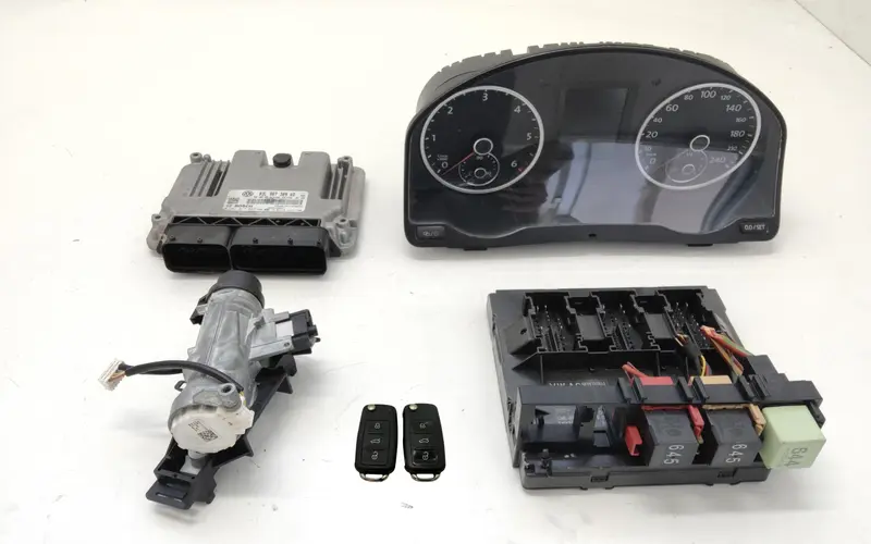 Kit accensione VOLKSWAGEN Tiguan 1° Serie 03L906018LE 03L907309AD Diesel 2.0 (07>11)