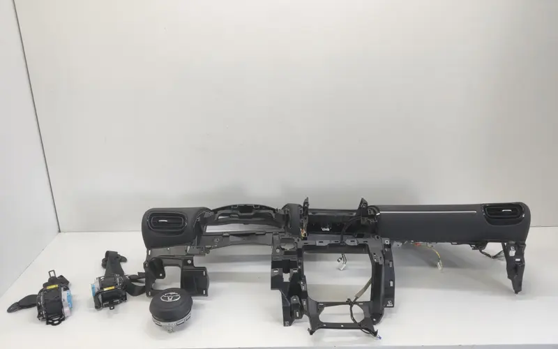 Kit Airbag Completo TOYOTA Yaris Cross Serie (20>) 553020D370C0 45130K00410T Benzina 1.5