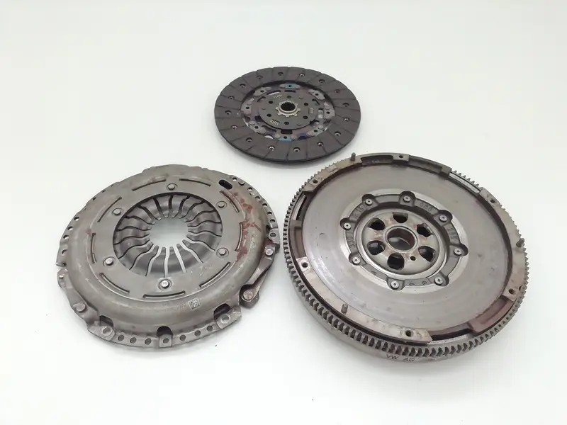 Kit Frizione e Volano VOLKSWAGEN Tiguan Serie 03L105266BK Diesel 1600