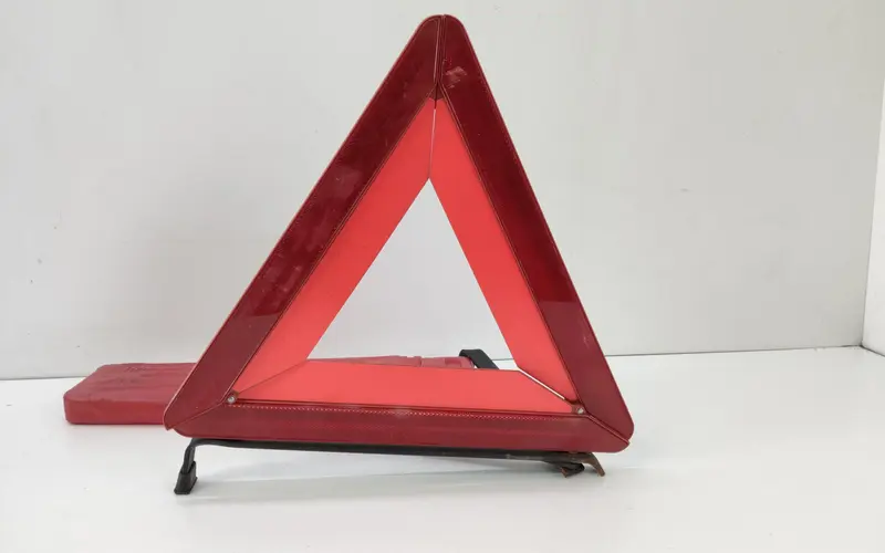 kit triangolo emergenza CITROEN C4 Grand Picasso (06>13) 0391104 Diesel 1.6 (06>13)