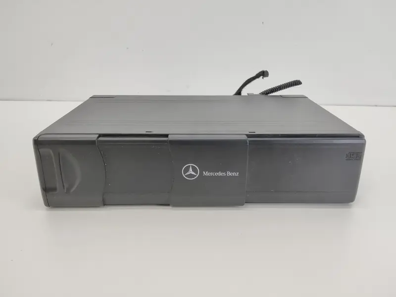 Lettore CD MERCEDES Classe M 1° Serie A1638203889 A1638203889 Diesel 2700 (97>05)