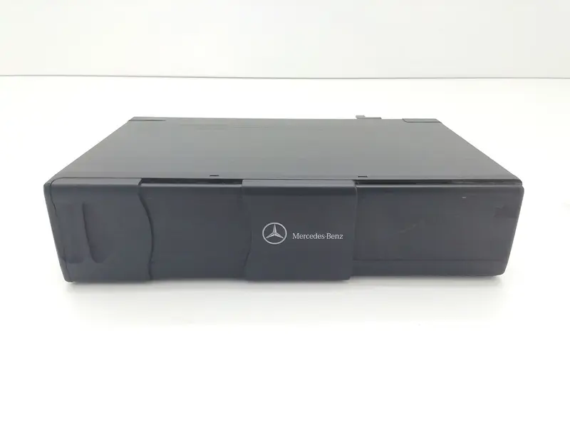 Lettore CD MERCEDES ML W163 2° Serie A1638203889 A1638203889 Diesel 4000 (02>05)