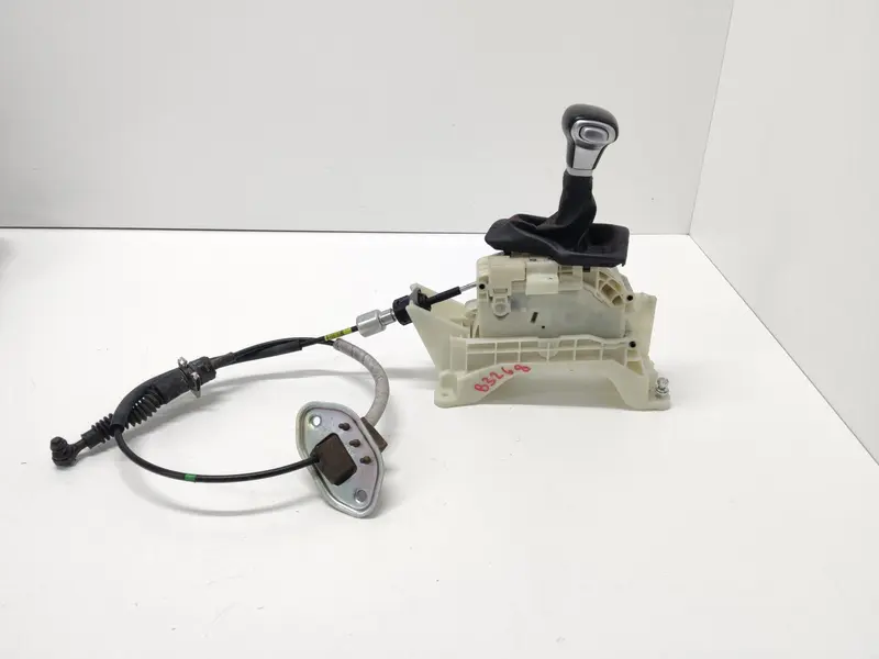 Leva cambio automatico KIA Optima 4° Serie 46700D4400 46701-D4440 Diesel 1.7