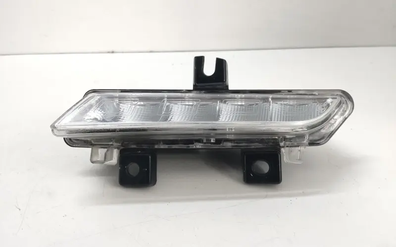 Luce diurna ant SX RENAULT Clio Serie IV (12>19) 266059493R Benzina (12>19)
