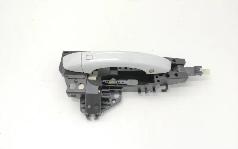Maniglia esterna Anteriore Destra AUDI A6 Avant Serie C7 (4G5) (11>) 4H0837886 Diesel 3.0 (11>18)