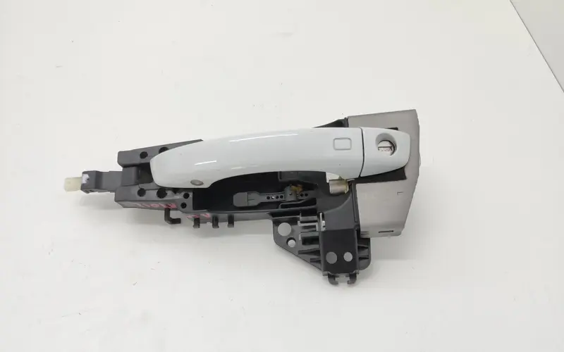 Maniglia esterna Anteriore Sinistra AUDI A6 Avant Serie C7 (4G5) (11>) 4H1837885 Diesel 3.0 (11>18)