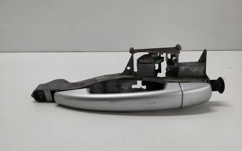 Maniglia esterna Posteriore Sinistra CITROEN C4 Grand Picasso (06>13) Diesel 1.6 (06>13)