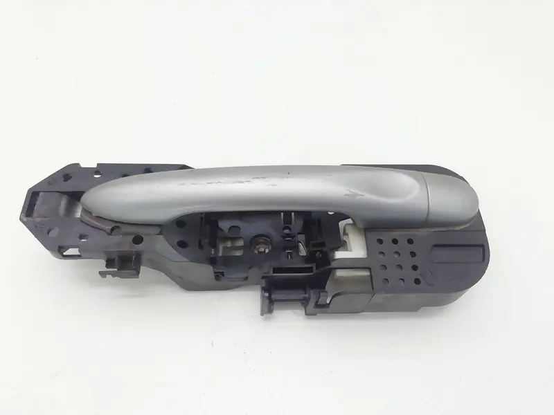 Maniglia esterna Posteriore Sinistra RENAULT Megane III Grand Tour (08>15) Diesel 1500 (08>15)