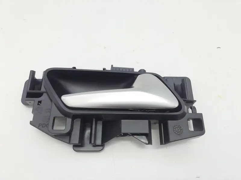 Maniglia interna Anteriore Destra OPEL Corsa F Serie (19>) 39198475 Diesel 1500