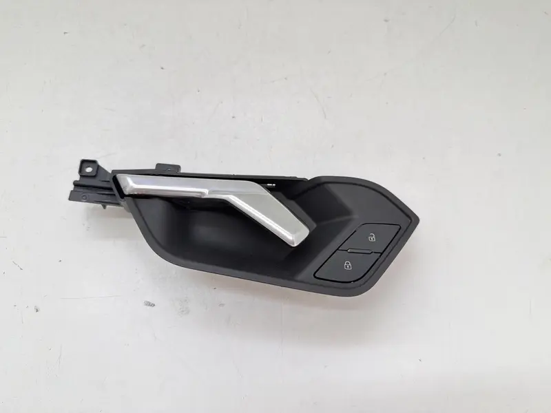 Maniglia interna Anteriore Sinistra AUDI Q3 Sportback Serie (F3N) (19>) 83A837019F Benzina
