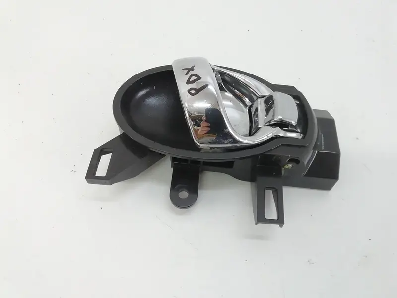 Maniglia interna Posteriore Destra NISSAN Micra 7° Serie Benzina 1200 (10>16)